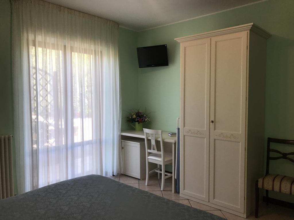 Agriturismo Il Crinale Castorano  Exteriör bild